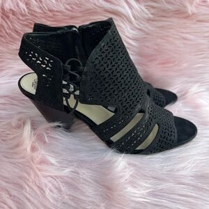 Vince Camuto Estes black heeled sandal